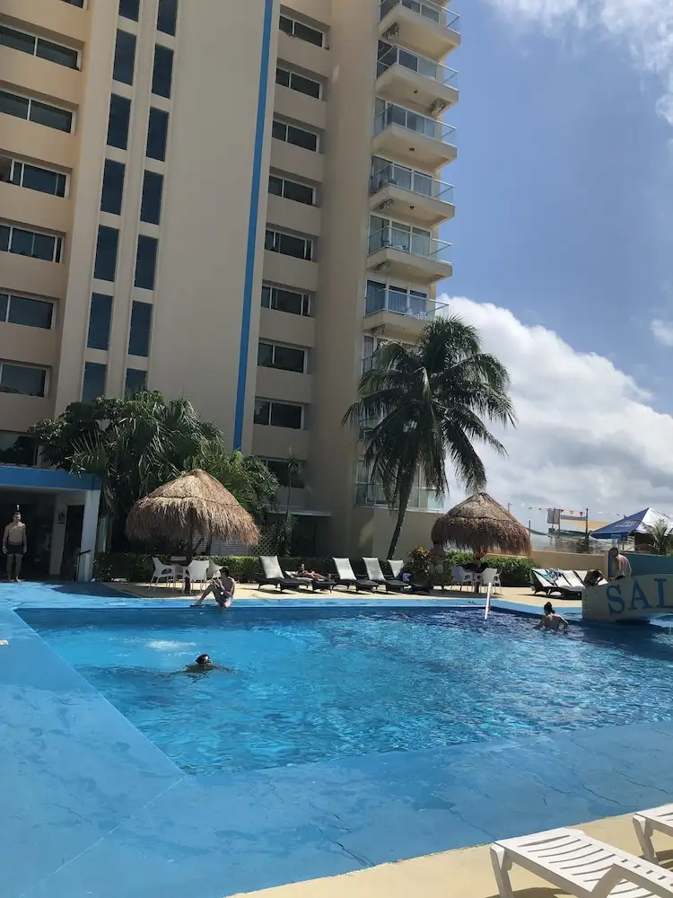 PriceTravel - Viaja fácil, sin pretextos