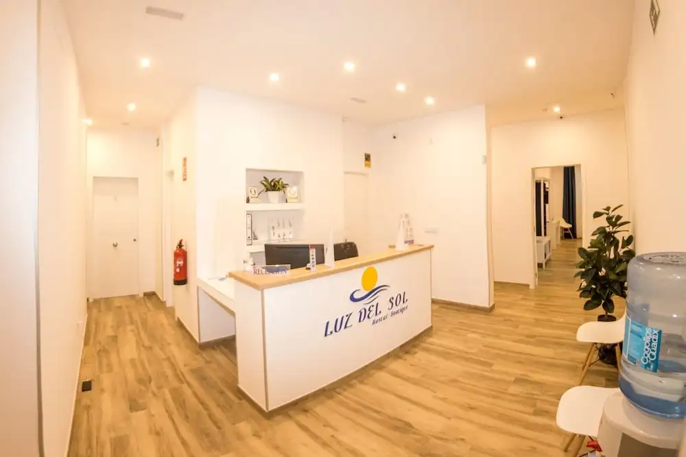 PriceTravel - Viaja fácil, sin pretextos