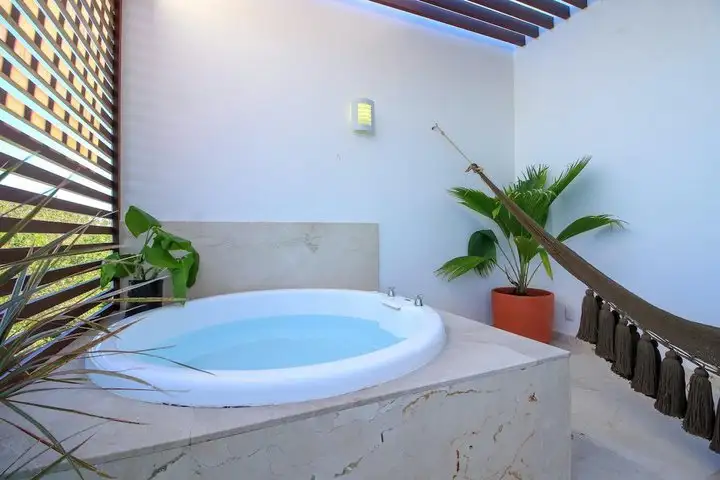 PriceTravel - Viaja fácil, sin pretextos