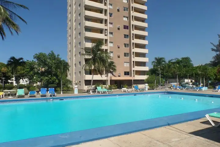 PriceTravel - Viaja fácil, sin pretextos