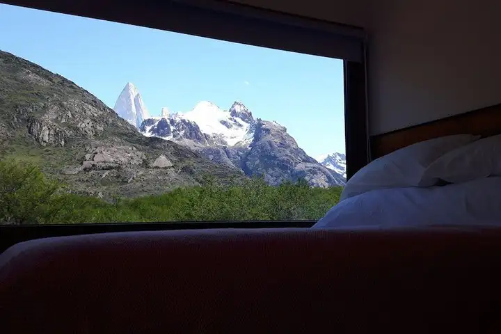 PriceTravel - Travel easy, without excuses