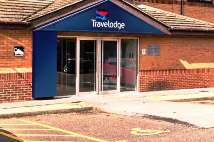 PriceTravel - Viaja fácil, sin pretextos