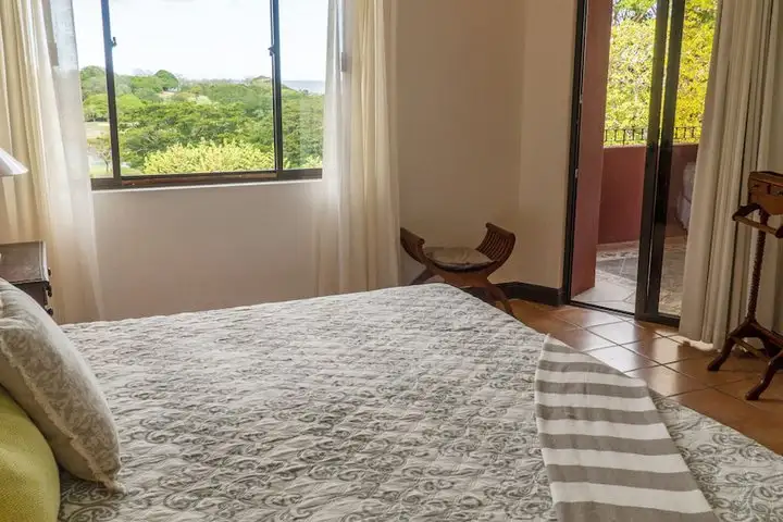 PriceTravel - Viaja fácil, sin pretextos