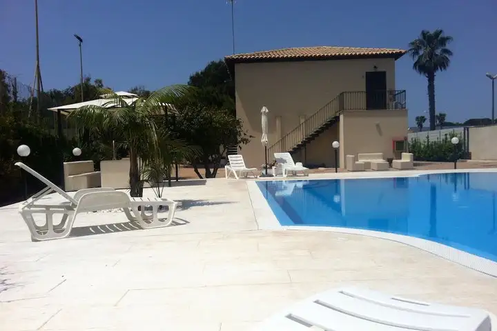 PriceTravel - Viaja fácil, sin pretextos
