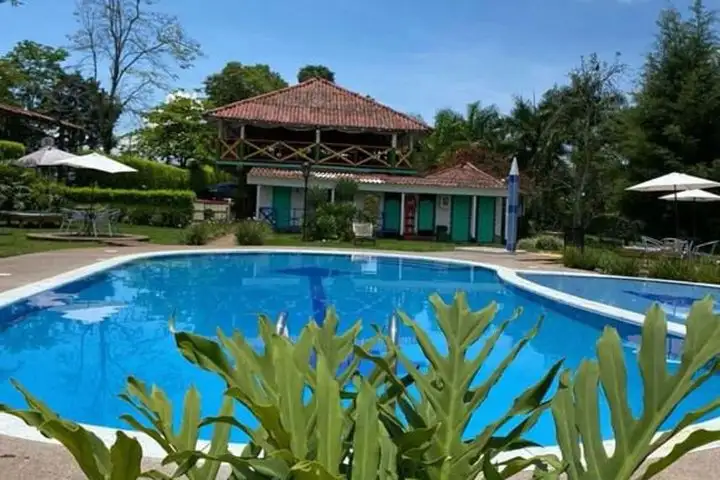 Finca Hotel Sol y Luna