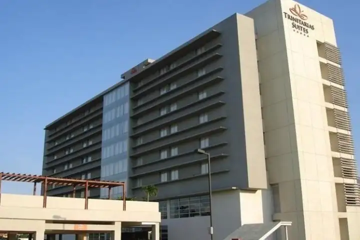 Trinitarias Suites