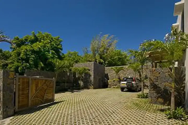 PriceTravel - Viaja fácil, sin pretextos
