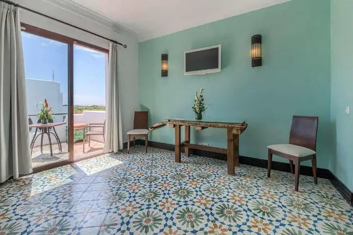 PriceTravel - Viaja fácil, sin pretextos